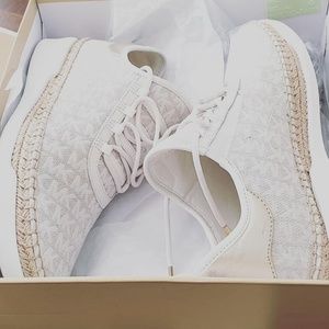 Micheal Kors  Finch Lace Up Sneakers